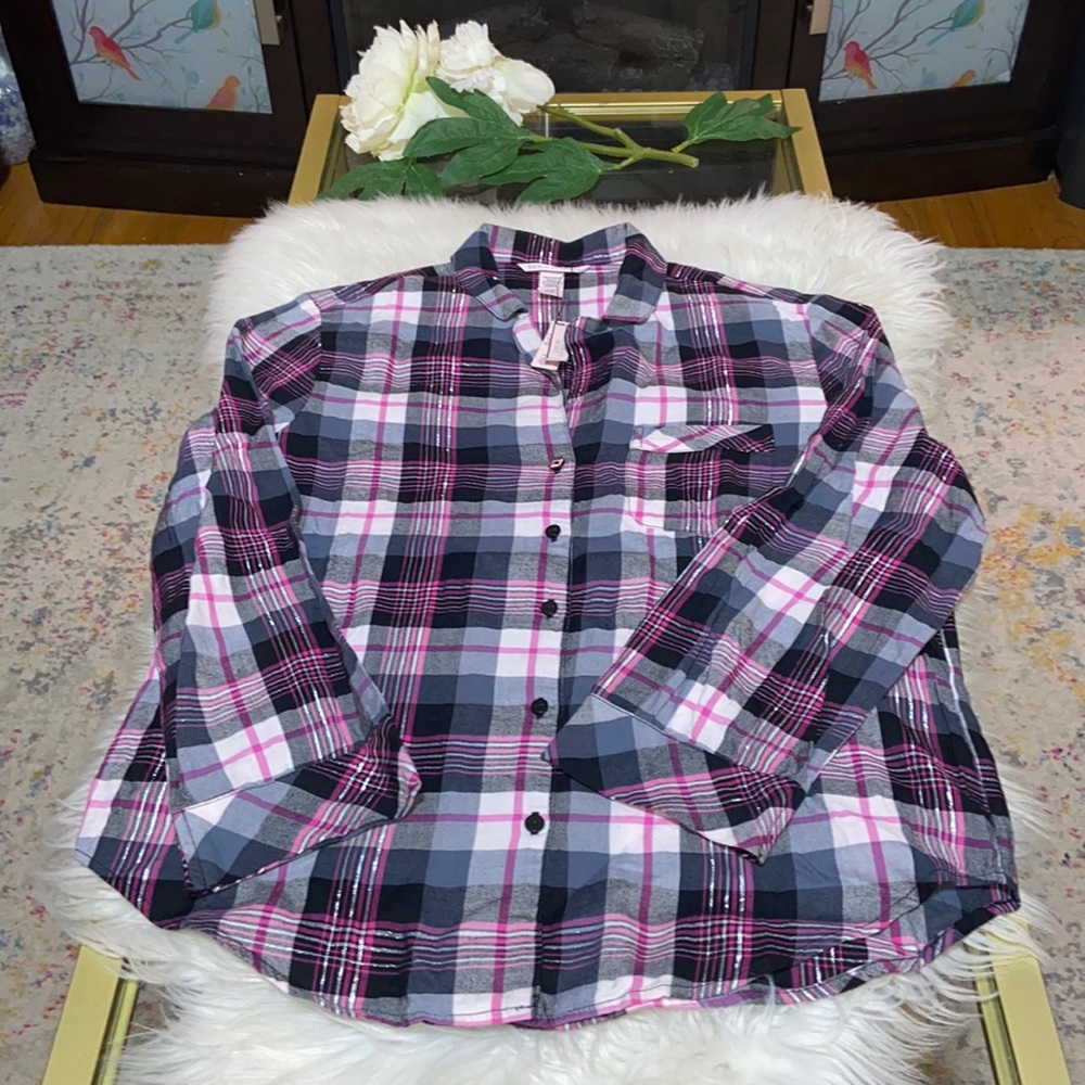 Victoria’s Secret Plaid Long Sleeve Lounge Pajama Top size Small
